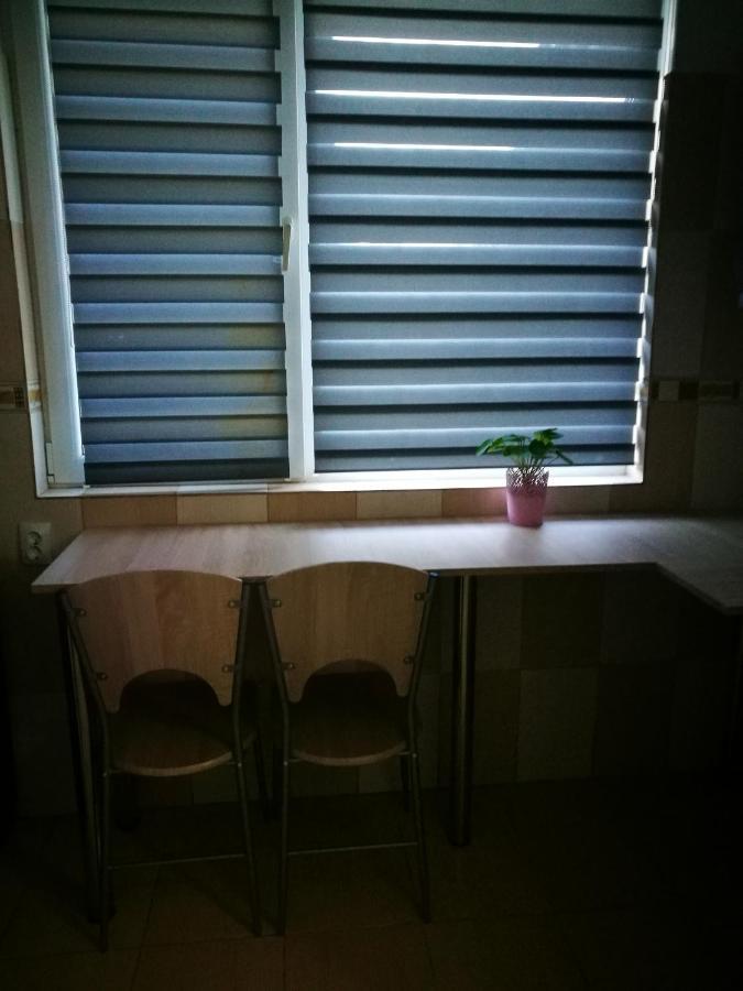 Iasi Jacuzzi Apartment H Exterior photo